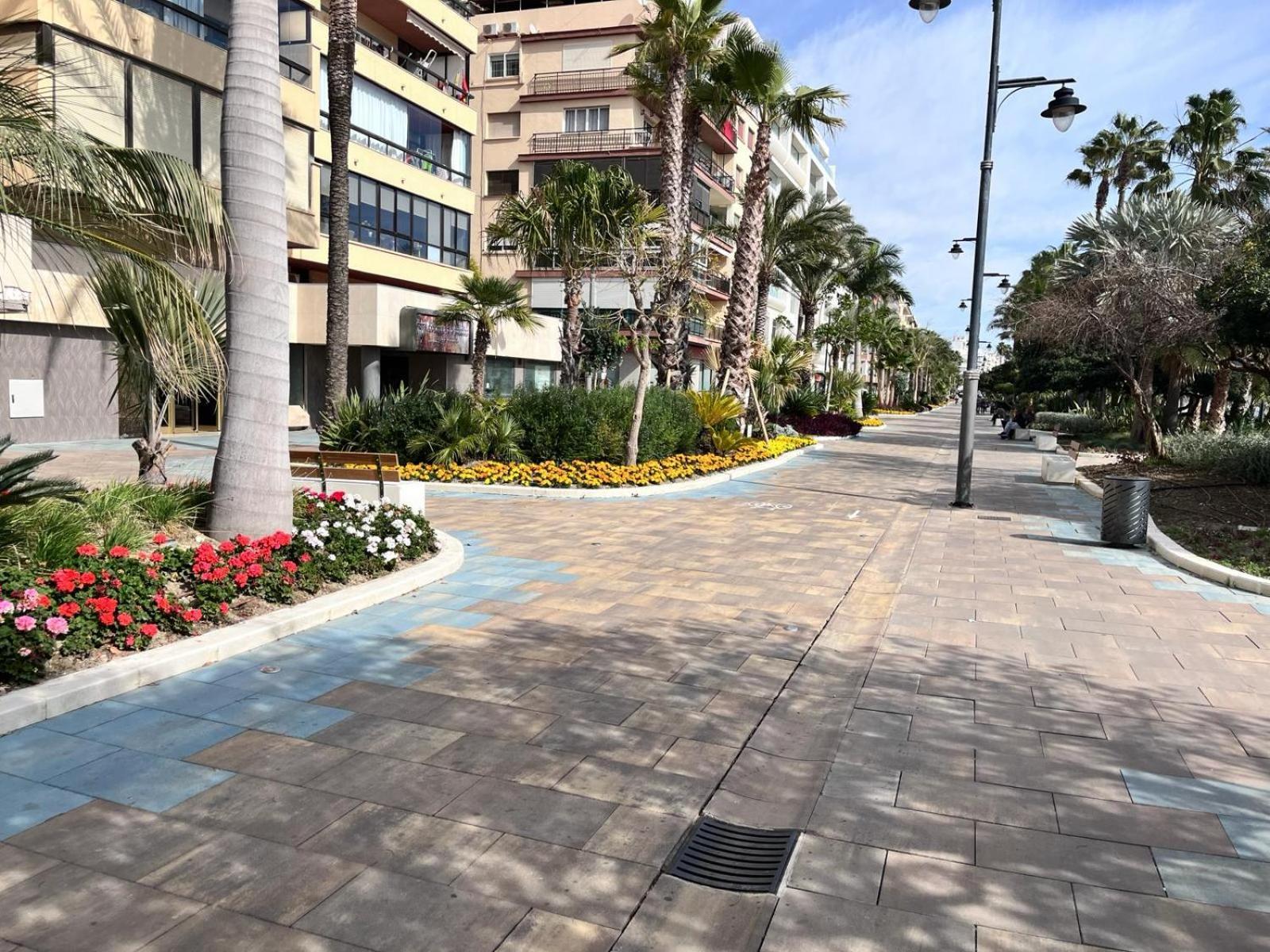 El Faro Vacaciones En Estepona Buitenkant foto